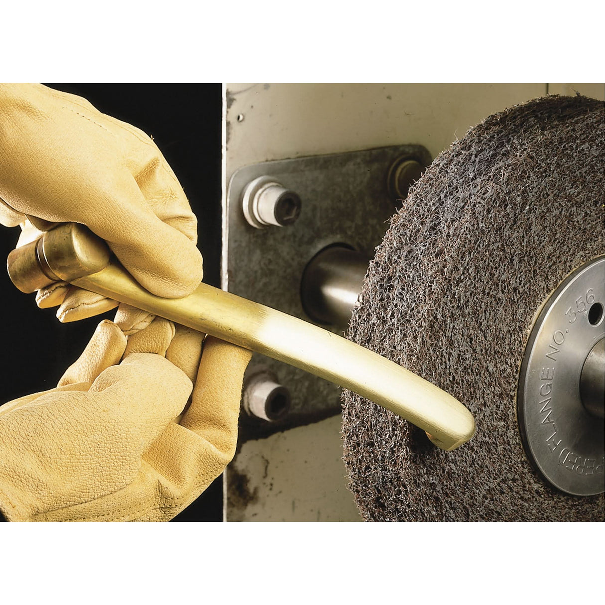 Scotch-Brite™ Multi-Finishing Wheels, 8" x 1", 3" Arbor