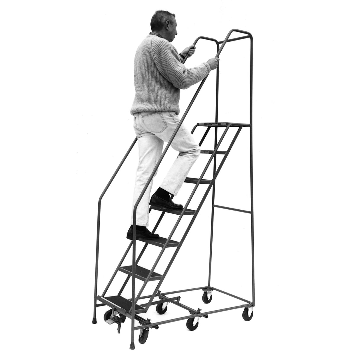 All Directional Ladders, 7 Steps, 16" Step Width, 70" Platform Height, Steel