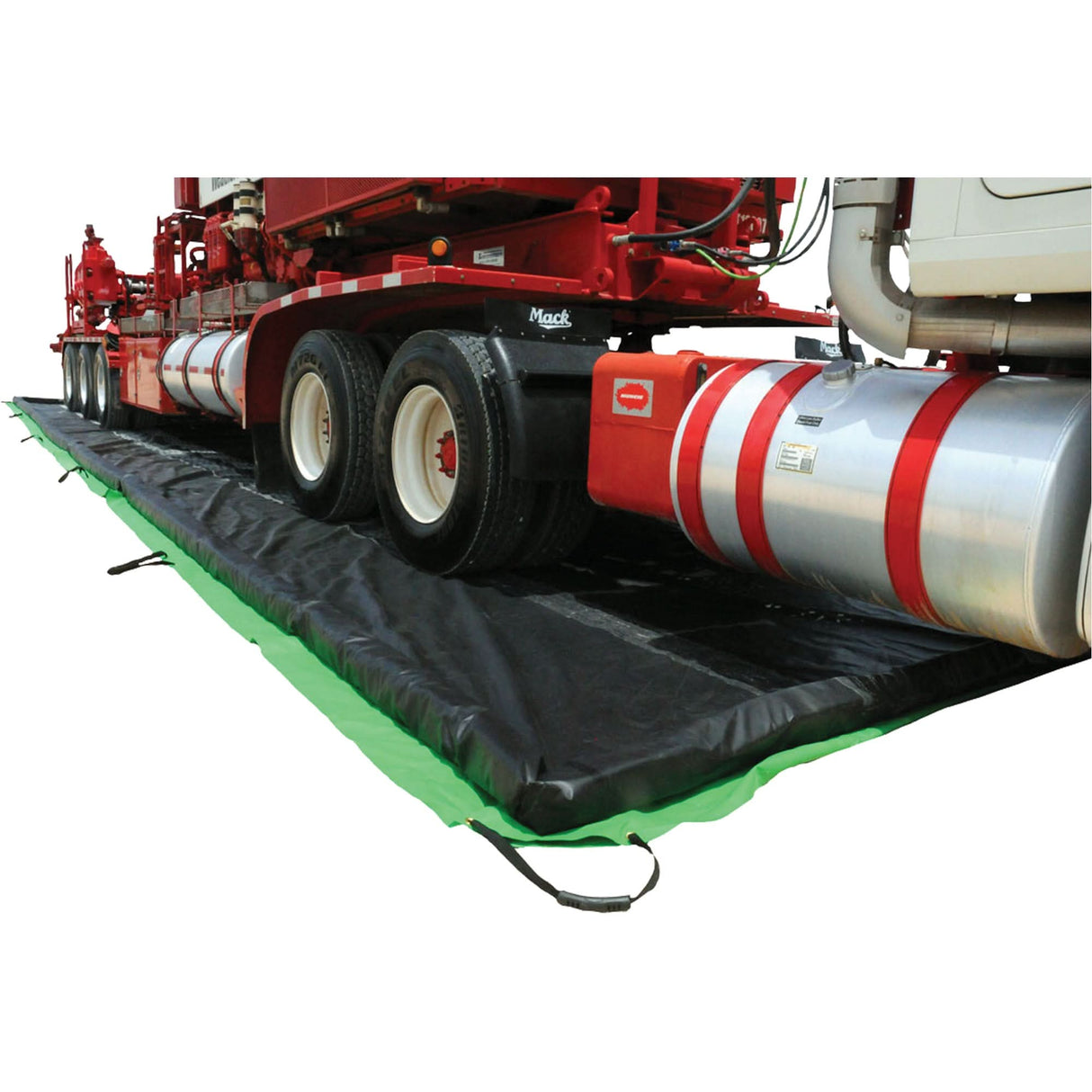 Ultra-Containment Berm®, 359 US gal. Capacity, 12' W x 12' L x 4" H, Foam Wall