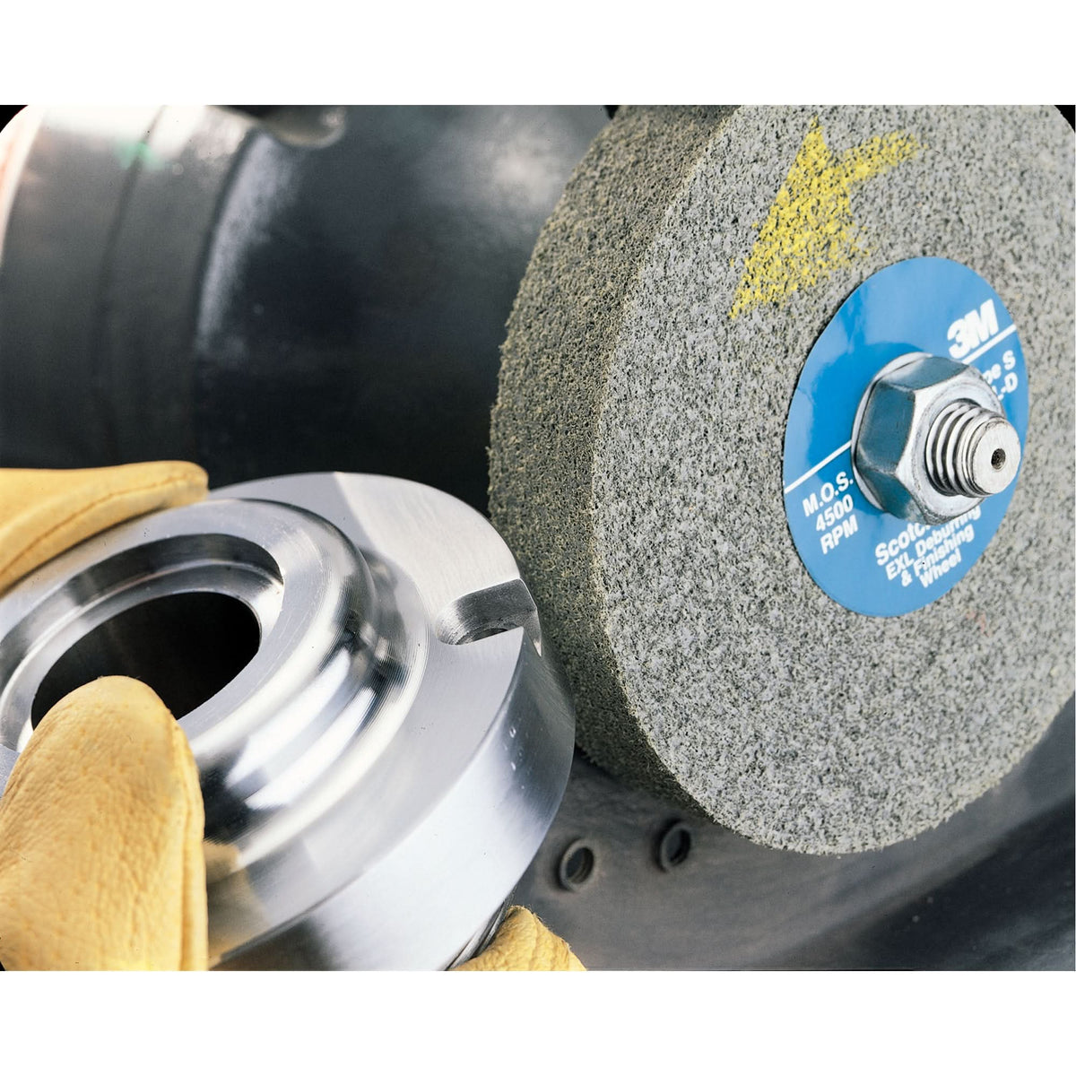 Scotch-Brite™ EXL Deburring Wheels, 6" x 1/2", 1" Arbor, Aluminum Oxide