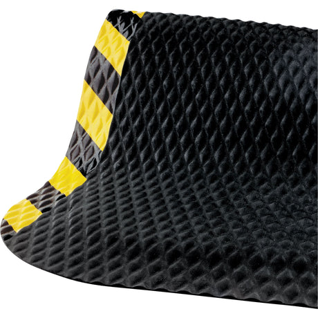 Hog Heaven No. 424 Mats, Diamond, 3' x 5' x 7/8", Black/Yellow, Nitrile