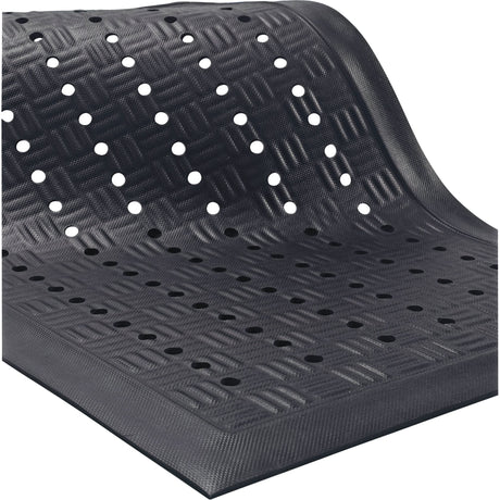 Cushion Station™ Mats, Slotted, 3-4/25' x 12-3/5' x 9/16", Black, Nitrile